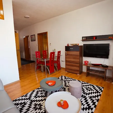 Zara Apartment *